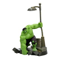 Marvel Hulk Diorama Lamp 35cm