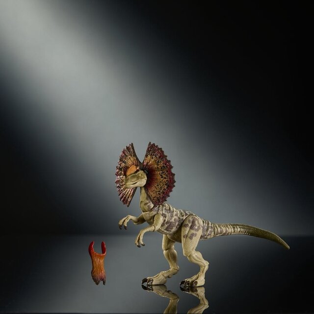 Jurassic World Hammond Collection Dilophosaurus Action Figure