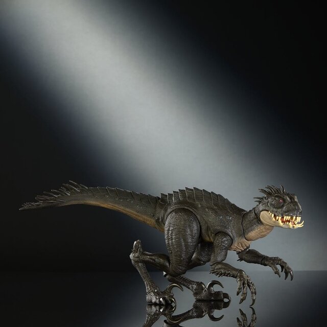 Jurassic World Hammond Collection Scorpios Rex Action Figure 43cm