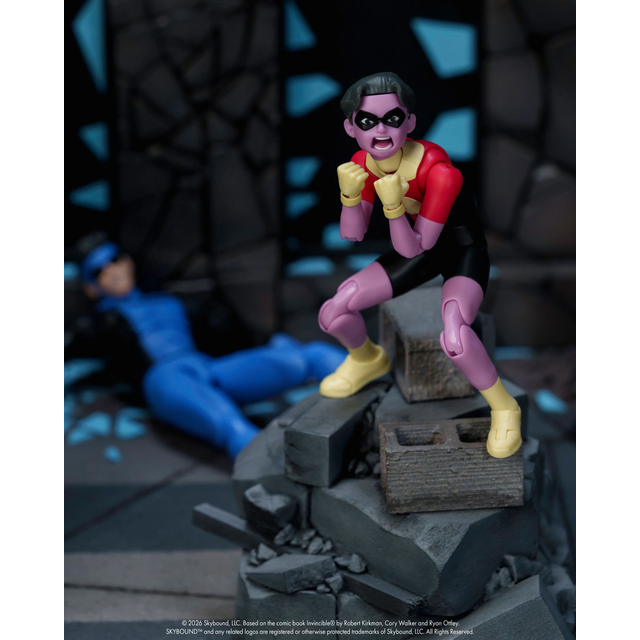 Invincible Action Figure Kid Omni-Man 12cm