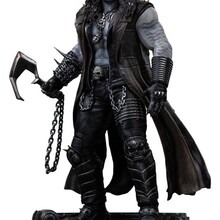 Supergirl Movie Art Scale Statue Lobo