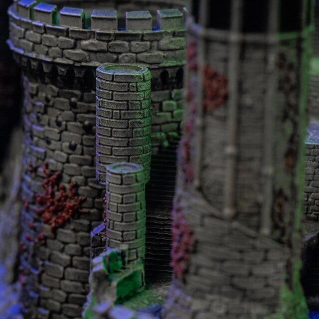 Masters of the Universe Icons Replica Grayskull Castle 20 cm