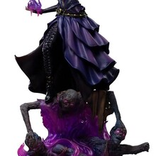 Magic: The Gathering Deluxe Art Scale Statue Liliana Vess