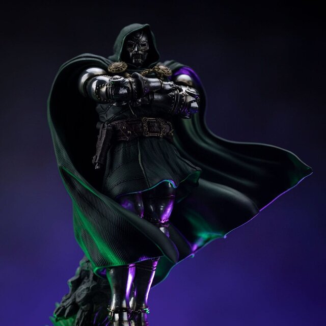 The Infinity Gauntlet Marvel Legends Diorama Statue 1/10 Doctor Doom 30cm