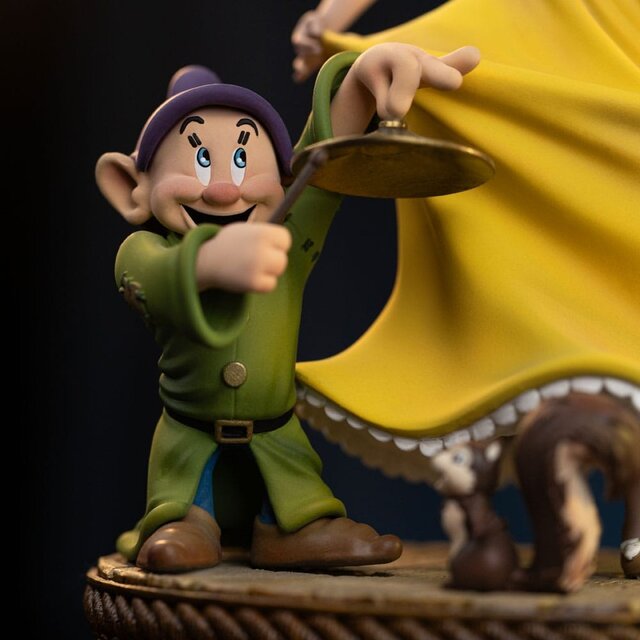 Snow White and the Seven Dwarves Art Scale Statue 1/10 Snow White and Dopey 21cm