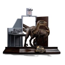 Jurassic Park Art Scale Statue Raptors at the Kitchen's Door