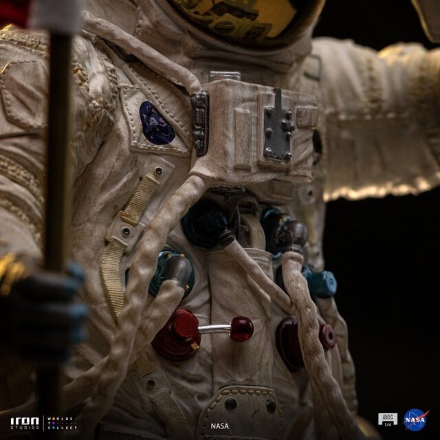 NASA Legacy Replica Statue 1/4 Apollo 11 Astronaut 58 cm