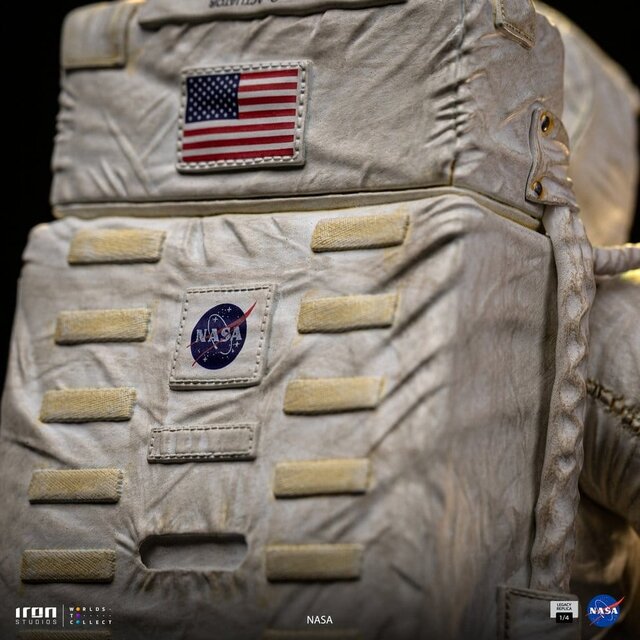 NASA Legacy Replica Statue 1/4 Apollo 11 Astronaut 58 cm