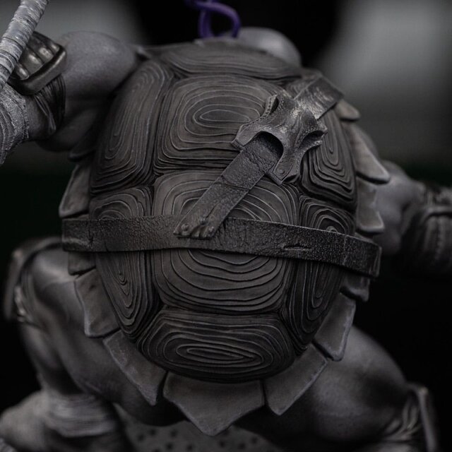 Teenage Mutant Ninja Turtles Art Scale Statue 1/10 Donatello Black and White Variant 26 cm