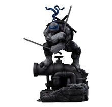 Teenage Mutant Ninja Turtles Art Scale Statue 1/10 Leonardo Black and White Variant 26 cm