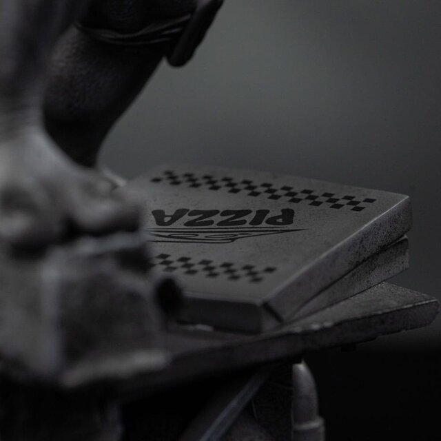 Teenage Mutant Ninja Turtles Art Scale Statue 1/10 Michelangelo Black and White Variant 26 cm
