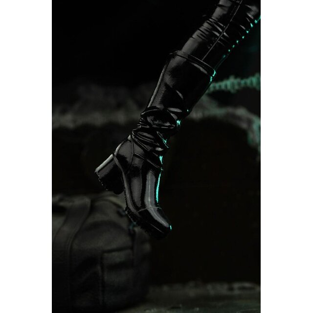 The Matrix Art Scale Statue 1/10 Trinity 22 cm
