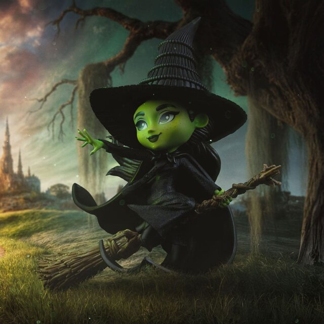 Wicked MiniCo PVC Figure Elphaba 18 cm