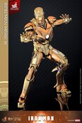 Iron Man Movie Masterpiece Diecast Action Figure 1/6 Iron Man Mark III (Golden & Copper Gold Version) Hot Toys Exclusive 33cm