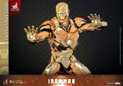 Iron Man Movie Masterpiece Diecast Action Figure 1/6 Iron Man Mark III (Golden & Copper Gold Version) Hot Toys Exclusive 33cm