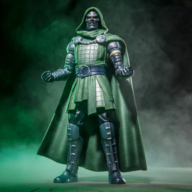 Avengers: Doomsday Marvel Legends Series Doctor Doom Action Figure 15cm