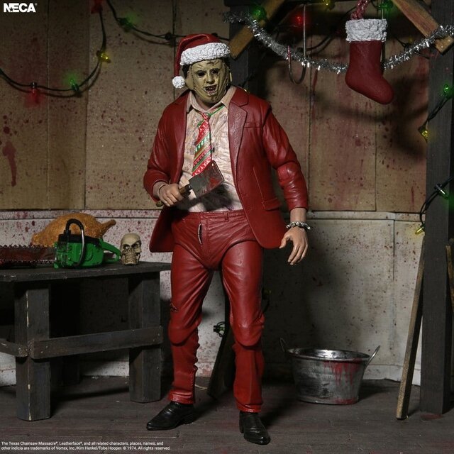 Texas Chainsaw Massacre Ultimate Santa Leatherface Action Figure 18cm