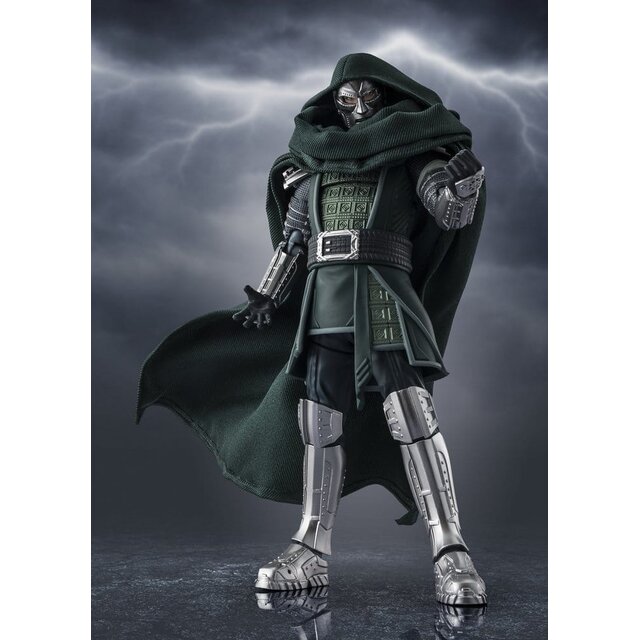Marvel S.H.Figuarts Doctor Doom (Avengers: Doomsday) Action Figure 16cm