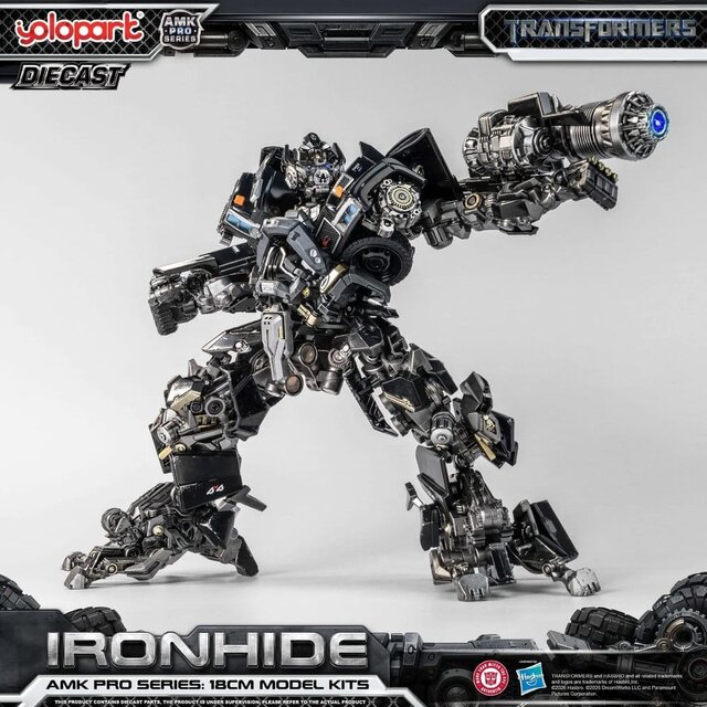 Transformers (2007) AMK PRO Series Plastic Model Kit Ironhide 18cm