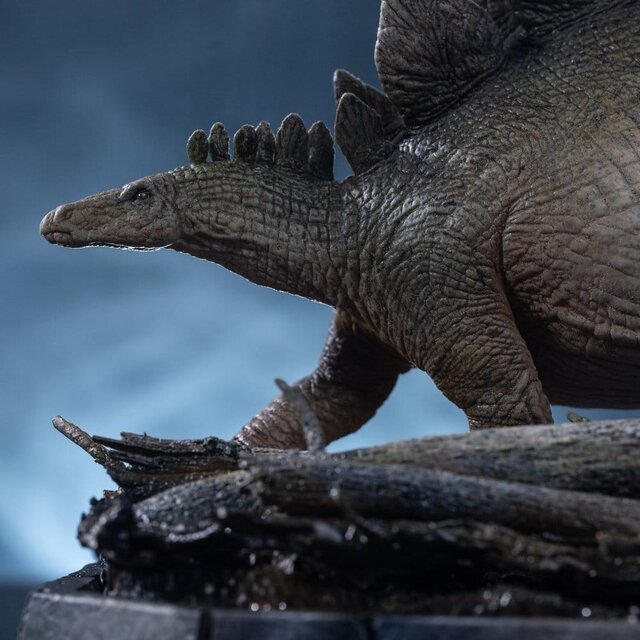 The Lost World: Jurassic Park Icons Statue Stegosaurus 18cm