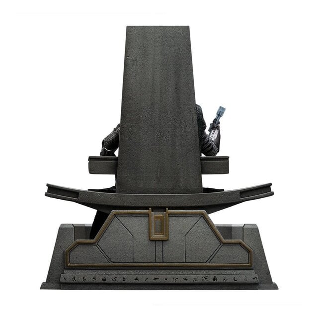 Avengers: Doomsday Art Scale Statue 1/10 Doctor Doom on Throne 22 cm