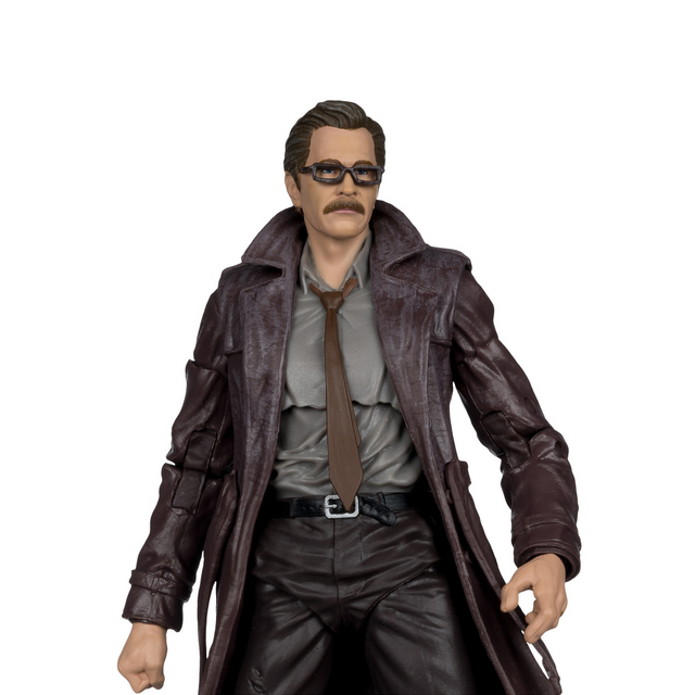 DC Multiverse Deluxe Theatrical Edition Commissioner James Gordon (The Dark Knight) Action Figure 18cm
