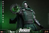 Avengers: Doomsday Movie Masterpiece 1/6 Doctor Doom Action Figure 31cm