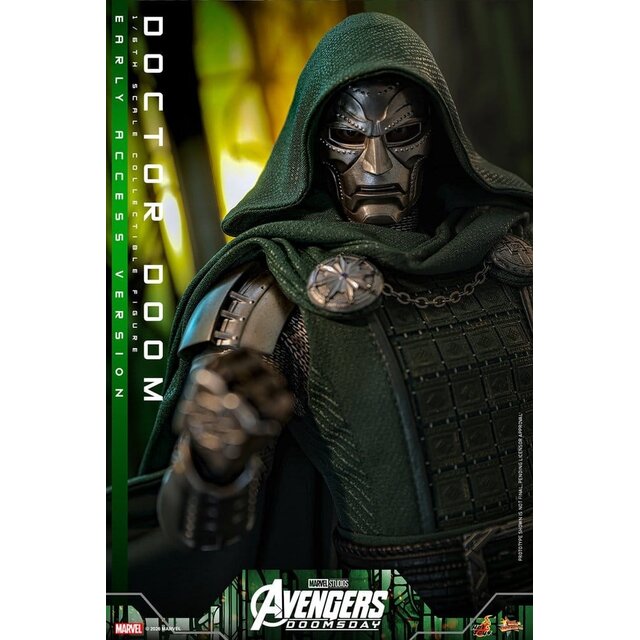 Avengers: Doomsday Movie Masterpiece 1/6 Doctor Doom Action Figure 31cm