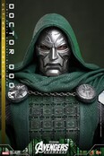 Avengers: Doomsday Movie Masterpiece 1/6 Doctor Doom (Ultimate Version) Action Figure 31cm