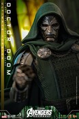 Avengers: Doomsday Movie Masterpiece 1/6 Doctor Doom (Ultimate Version) Action Figure 31cm