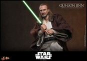 Star Wars: The Phantom Menace Movie Masterpiece Action Figure 1/6 Qui-Gon Jinn (Artisan Edition) Hot Toys Exclusive 32cm