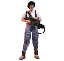Alien Movie Masterpiece Ellen Ripley (Artisan Edition) Action Figure 30cm
