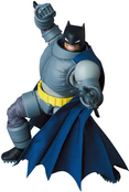 MAFEX Armored Batman (The Dark Knight Returns) 16cm