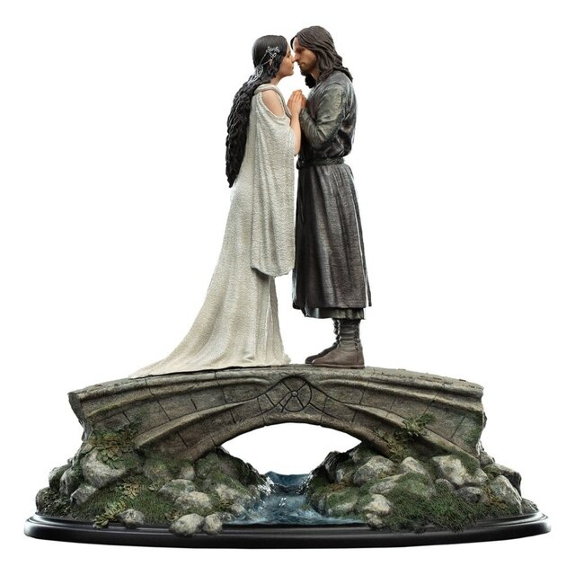 The Lord of the Rings Mini Statue Aragorn & Arwen 24cm