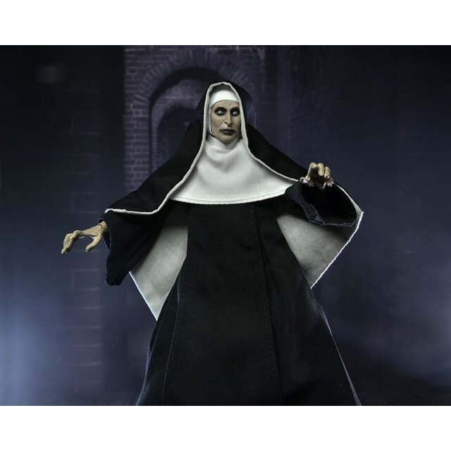 The Conjuring Universe Ultimate The Nun (Valak) Action Figure 18cm