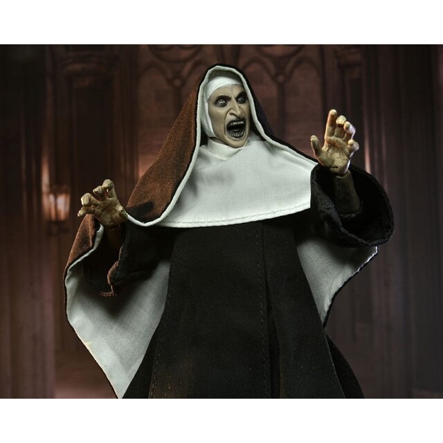 The Conjuring Universe Ultimate The Nun (Valak) Action Figure 18cm