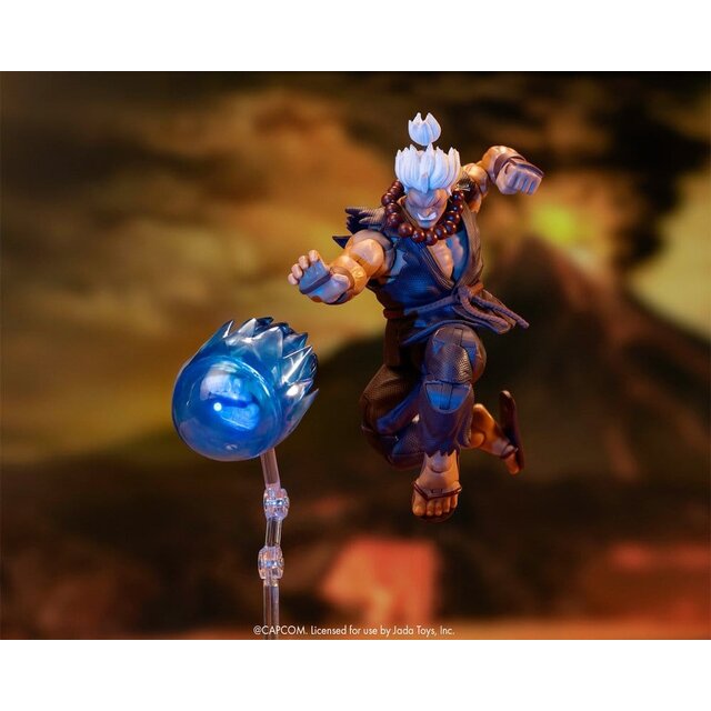 Ultra Street Fighter II: The Final Challengers Akuma (Player 2 Deluxe) Action Figure 15cm