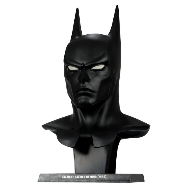 DC Direct Batman Beyond Mask 1/1 Replica 58cm