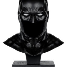 Batman: Noel 1/3 Cowl Replica