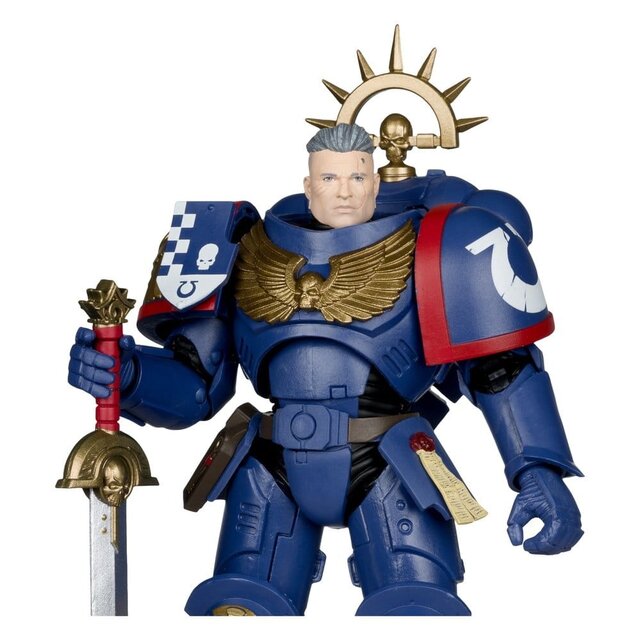 Warhammer 40,000 3rd Company Lieutenant (Ultramarines) Action Figure 18cm