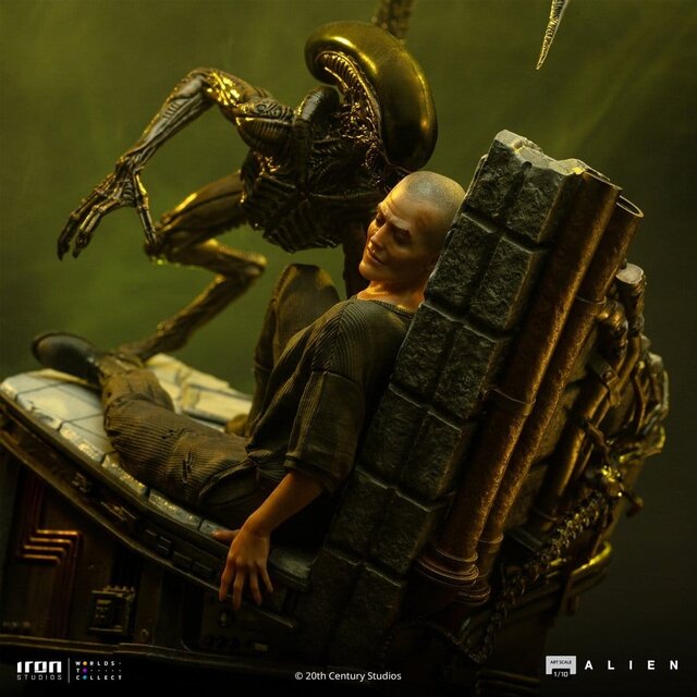 Alien 3 Art Scale Statue 1/10 Ellen Ripley & Dog Alien 23cm