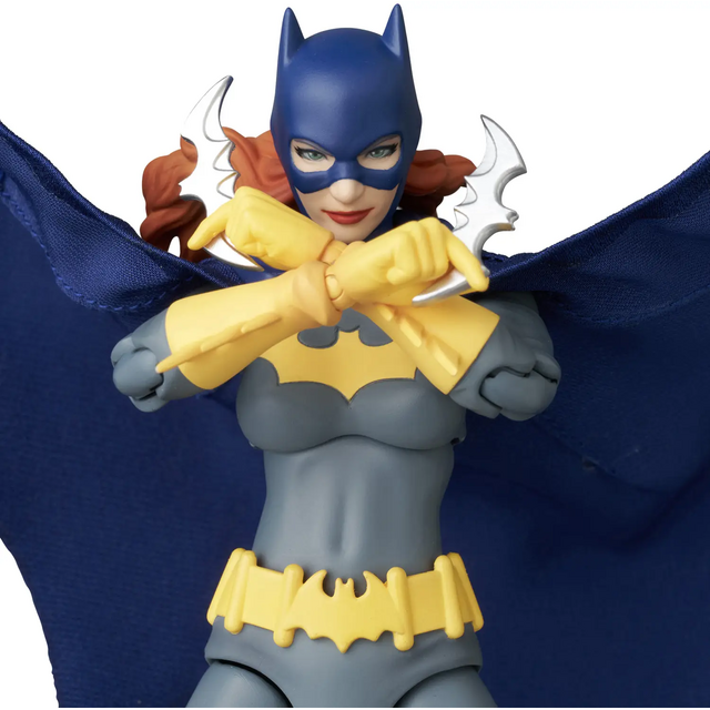 MAFEX DC Comics Batgirl Recollection Ver. Action Figure 15cm