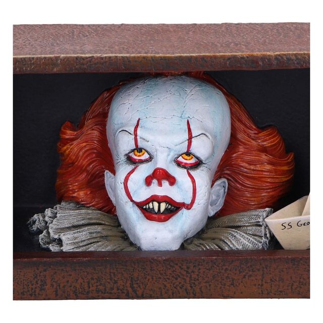 Pennywise Light Up Drain Sculpture