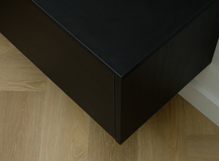 Zwevend tv meubel met 3 kleppen zwart eiken