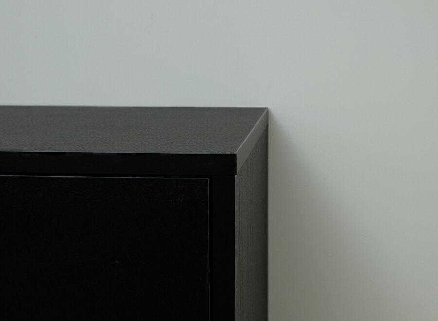 Zwevend tv meubel met 3 kleppen zwart eiken