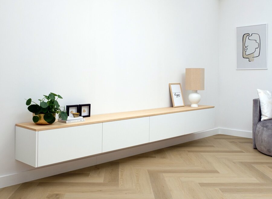 Tv meubel met 4 kleppen wit en eiken blad