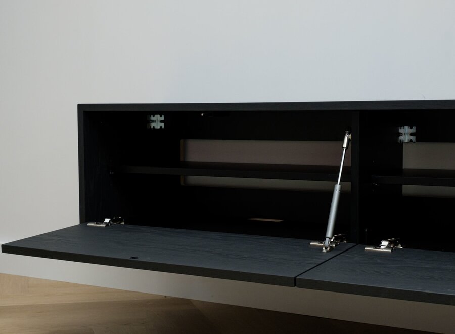 Tv meubel met 4 kleppen in eiken (kleur naar keuze)