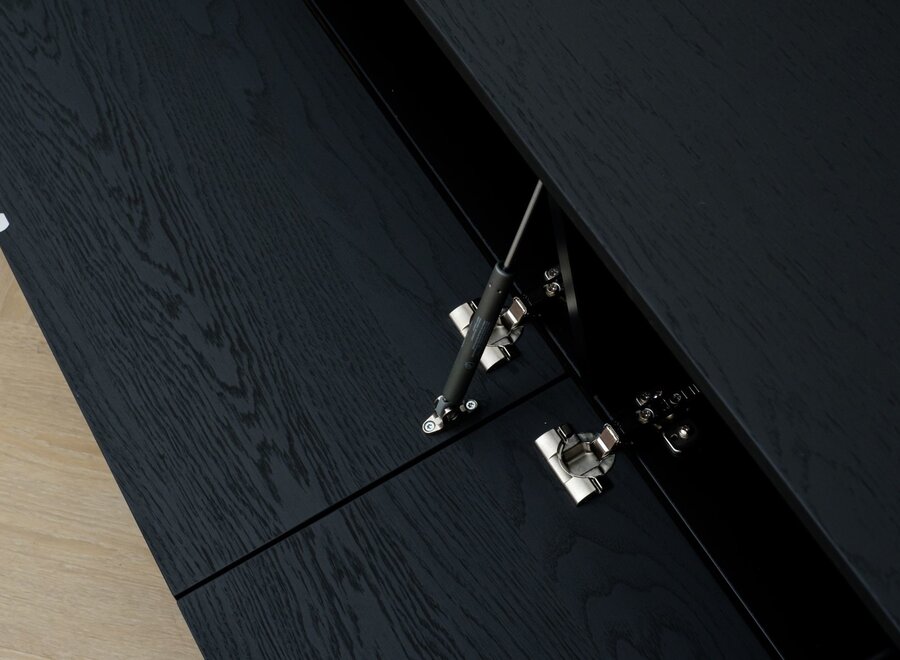 Tv meubel met 4 kleppen in eiken (kleur naar keuze)