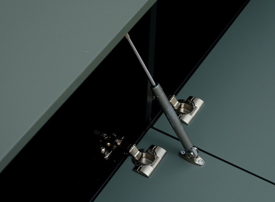 Tv meubel met 2 kleppen in ral kleur naar keuze