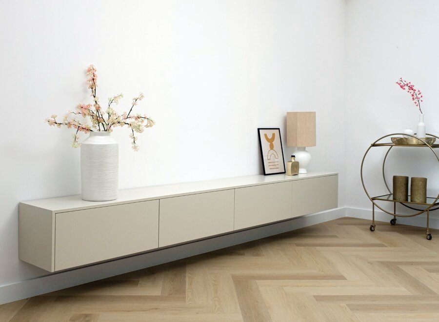 Zwevend tv meubel met 4 kleppen in kleur na keuze